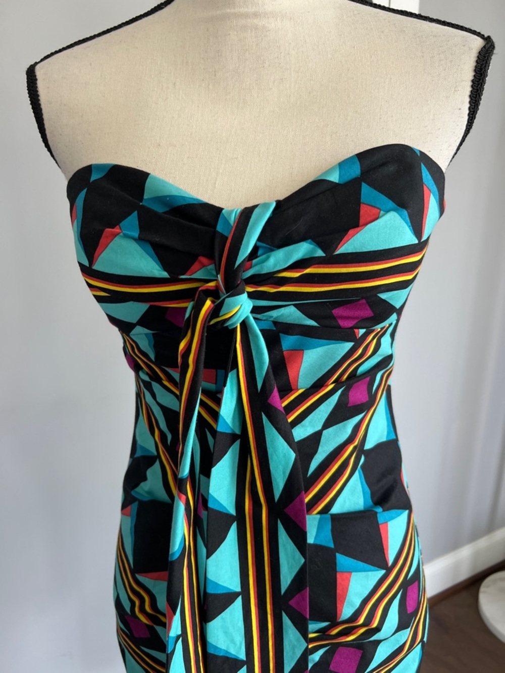 Nicole Miller Geometric Strapless Dress - Picture 2 of 10